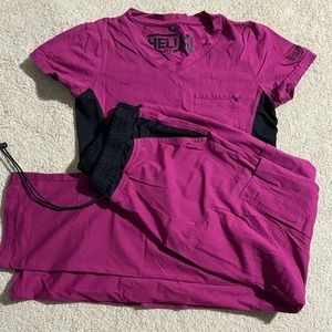 Benefit Athletic Scrubs Helix